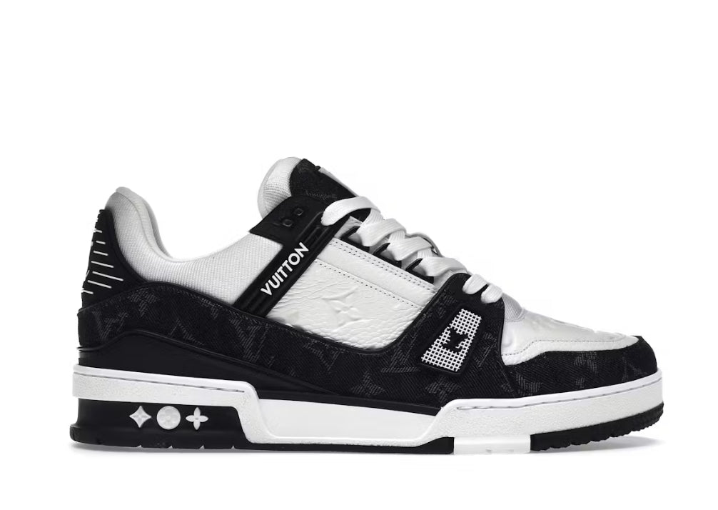 Louis Vuitton Trainer Monogram Black White (USED)