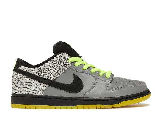 Nike SB Dunk Low DJ Clark Kent