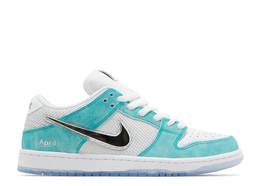 Dunk Lows – KICKZ YWG